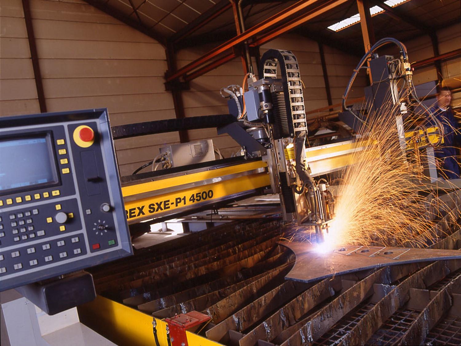 Onze productie afdelingen worden verder gedigitaliseerd. Nieuwe technologieën in plaatbewerking en verregaande automatisering in het lassen, drijven de productie de hoogte in.